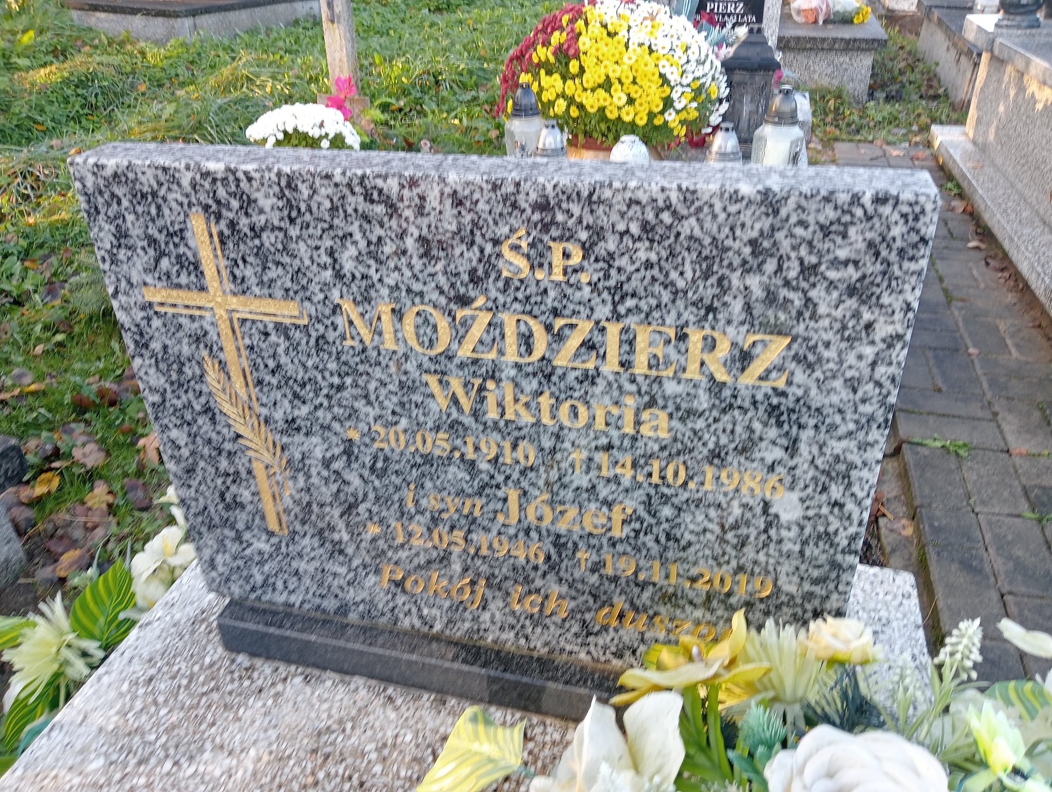 Józef Moździerz 1946 Moszczenica - Grobonet - Wyszukiwarka osób pochowanych