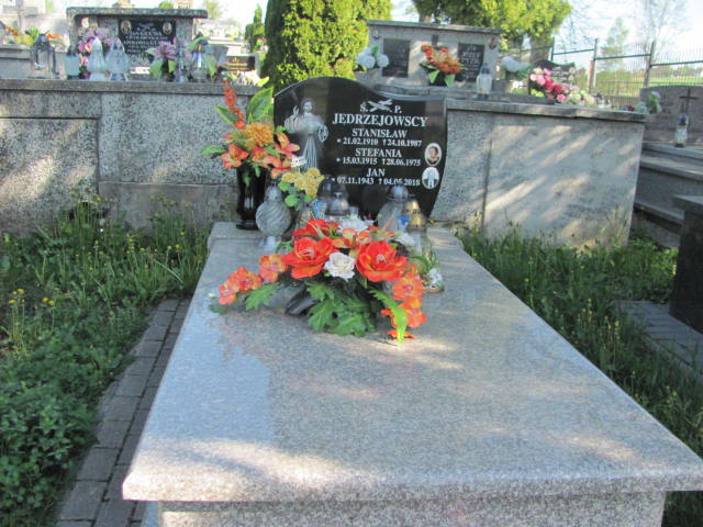 Grób Jan Jędrzejowski