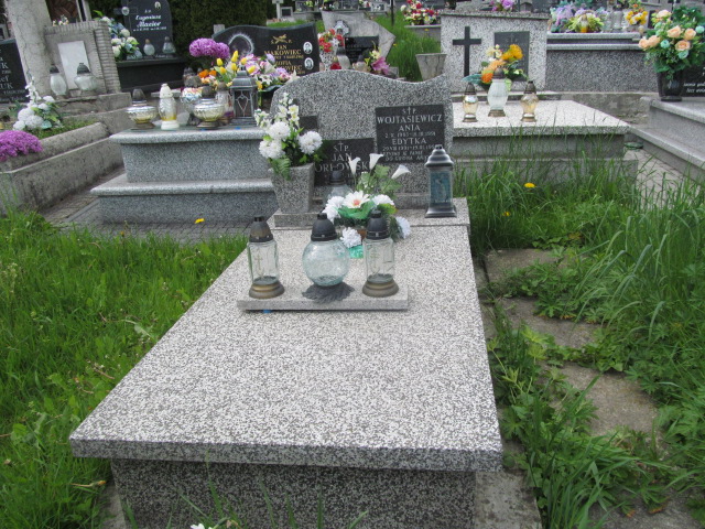Grób Anna Wojtasiewicz